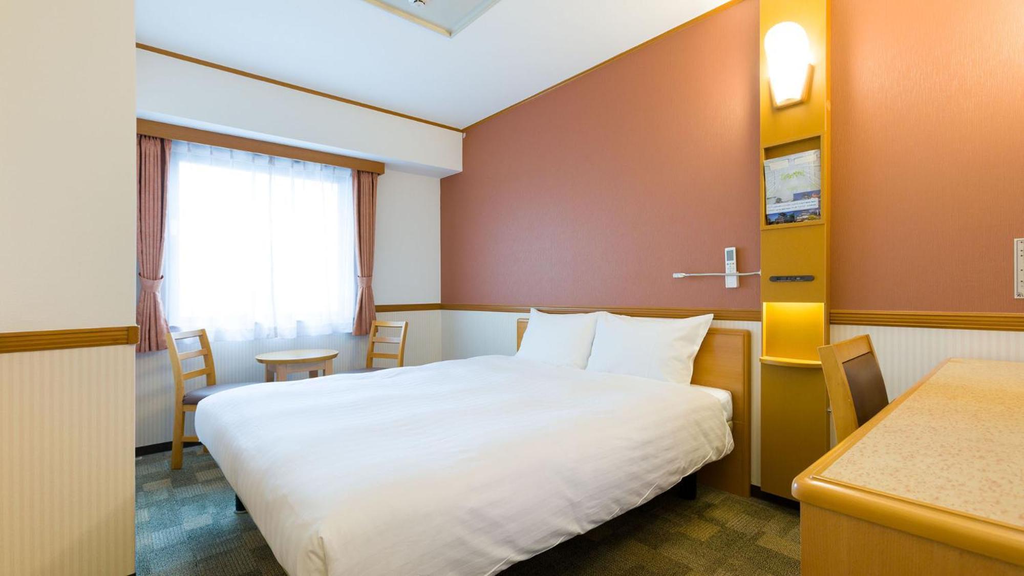 Toyoko Inn Takasaki Eki Nishi Guchi No 2 الغرفة الصورة