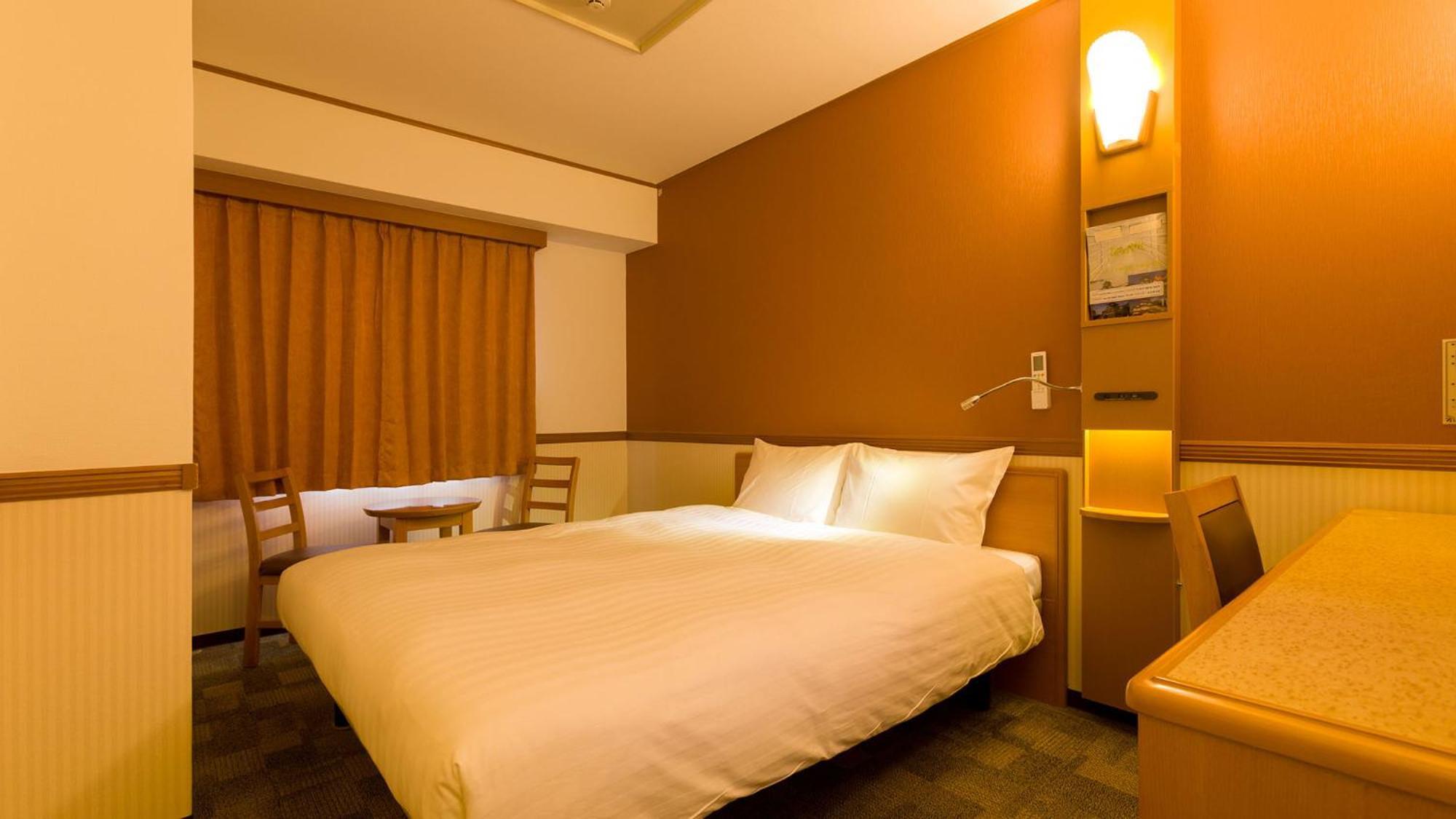 Toyoko Inn Takasaki Eki Nishi Guchi No 2 الغرفة الصورة