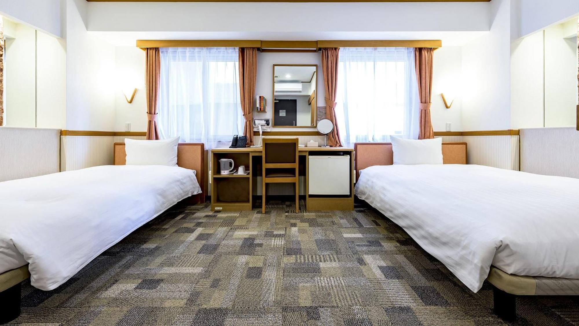 Toyoko Inn Takasaki Eki Nishi Guchi No 2 الغرفة الصورة
