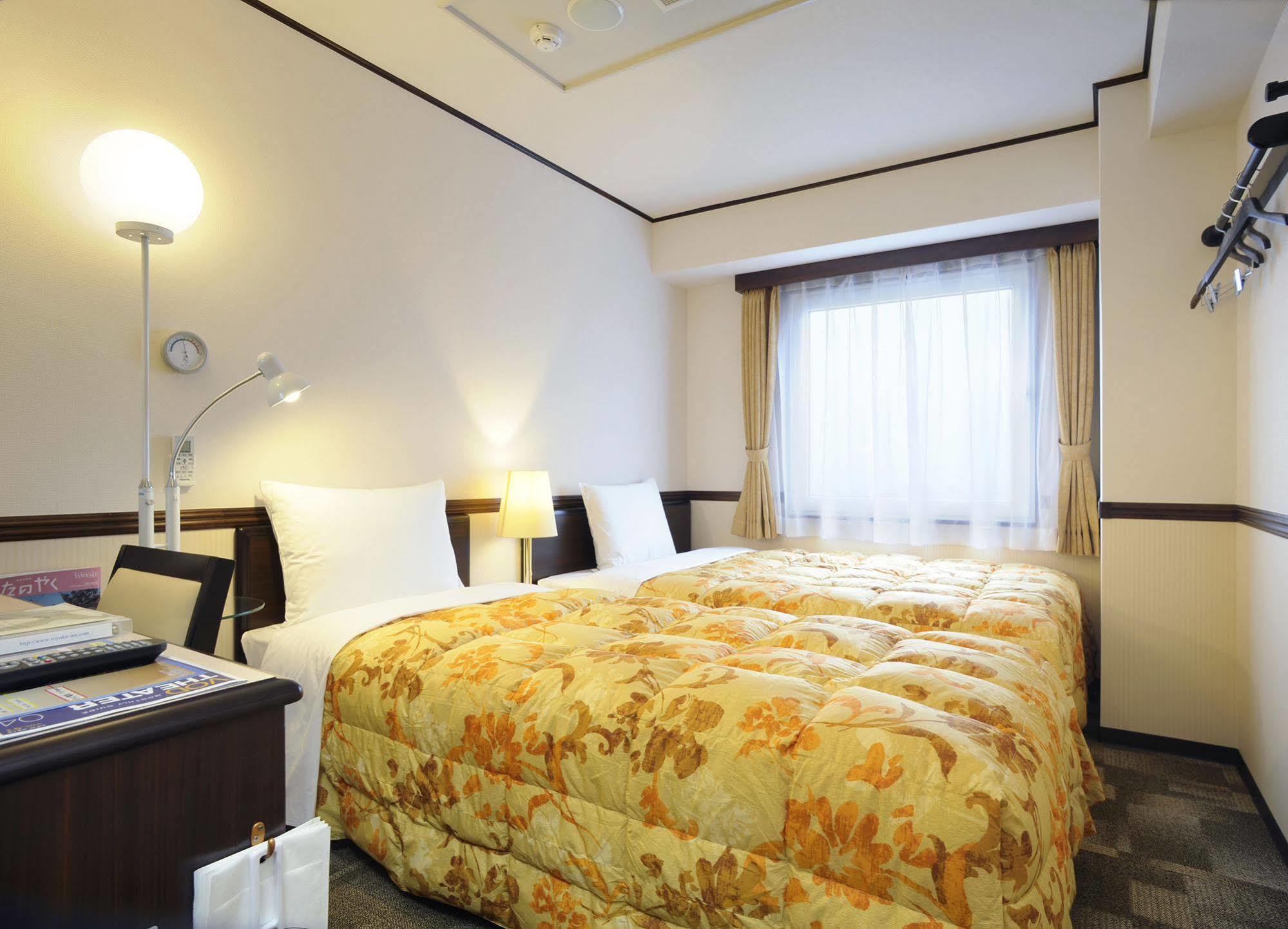 Toyoko Inn Takasaki Eki Nishi Guchi No 2 المظهر الخارجي الصورة